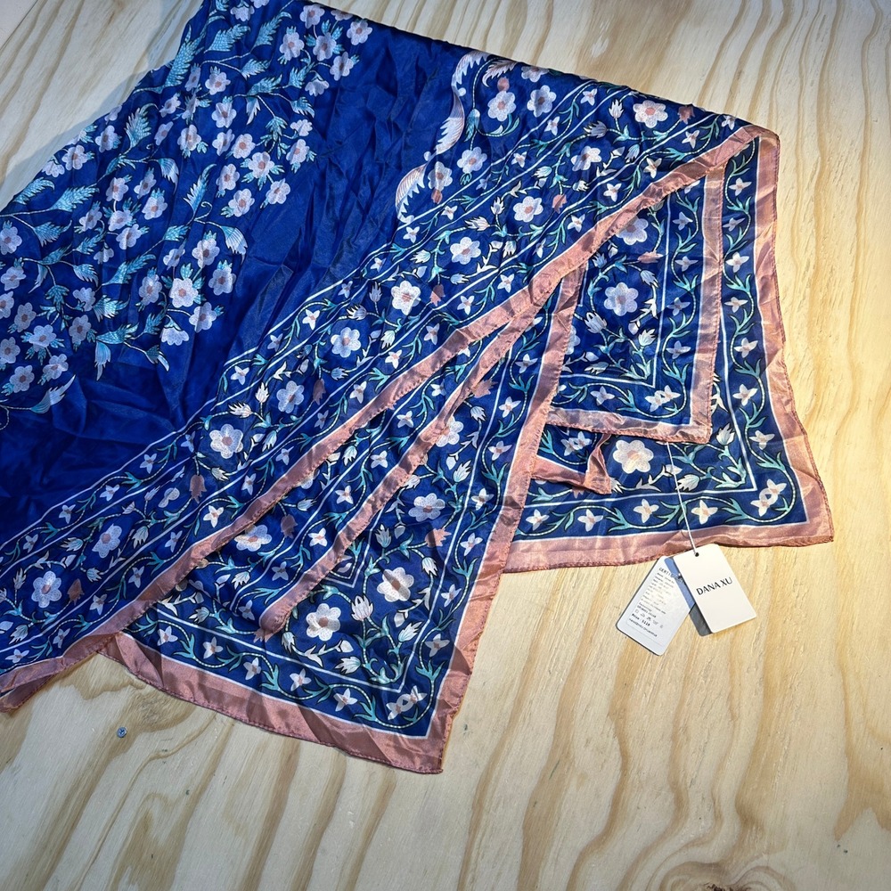 Dana Xu Women's Floral Print 100% Silk Wrap Shawl Scarf Blue Pink New With Tags